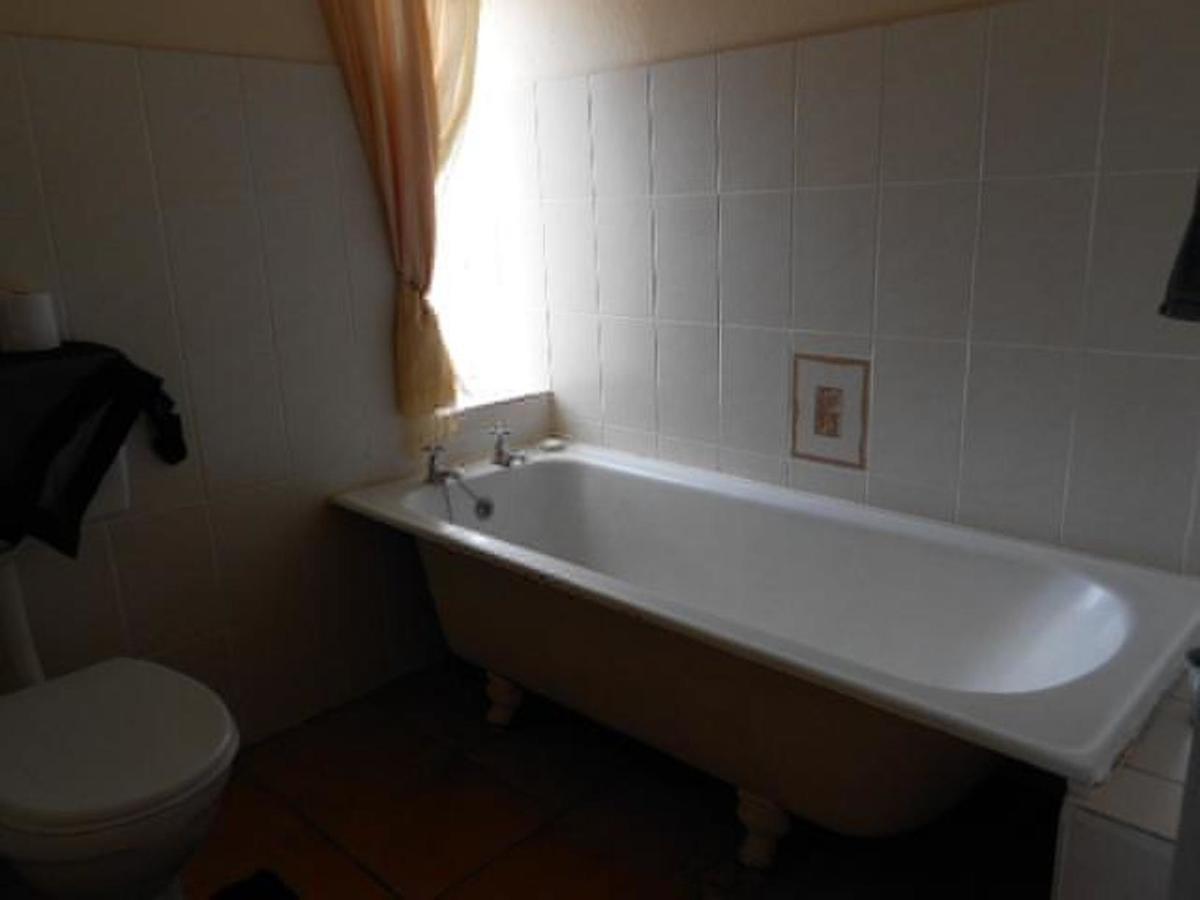 Sutherland Guest House מראה חיצוני תמונה